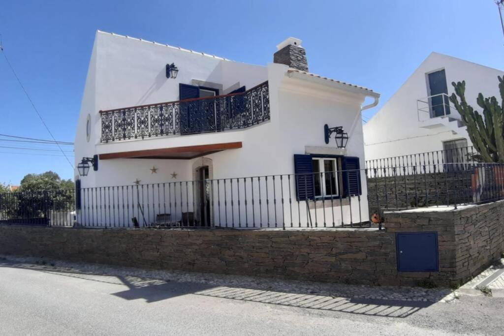 A Casa da Foz Moradia com vista mar Sesimbra Exterior foto
